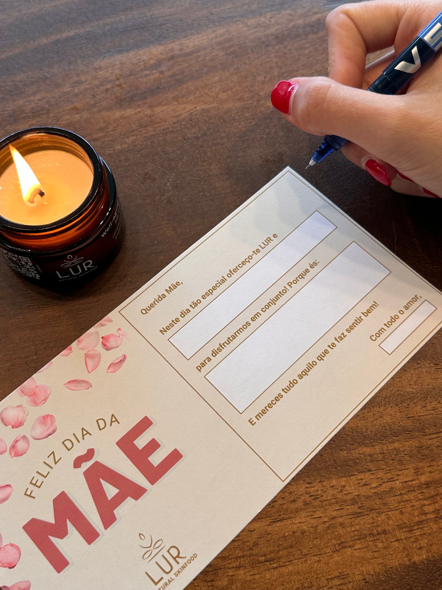 Vela Artesanal com Aroma LUR – Edição Limitada Dia da Mãe