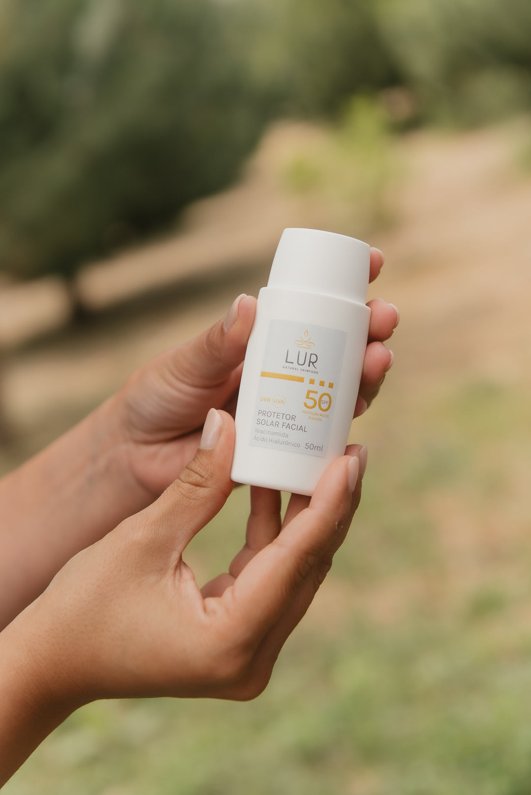 Protetor Solar Facial SPF 50 (UVA + UVB)